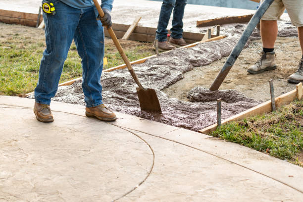Best Concrete Flooring Contractor  in Paynesville, MN